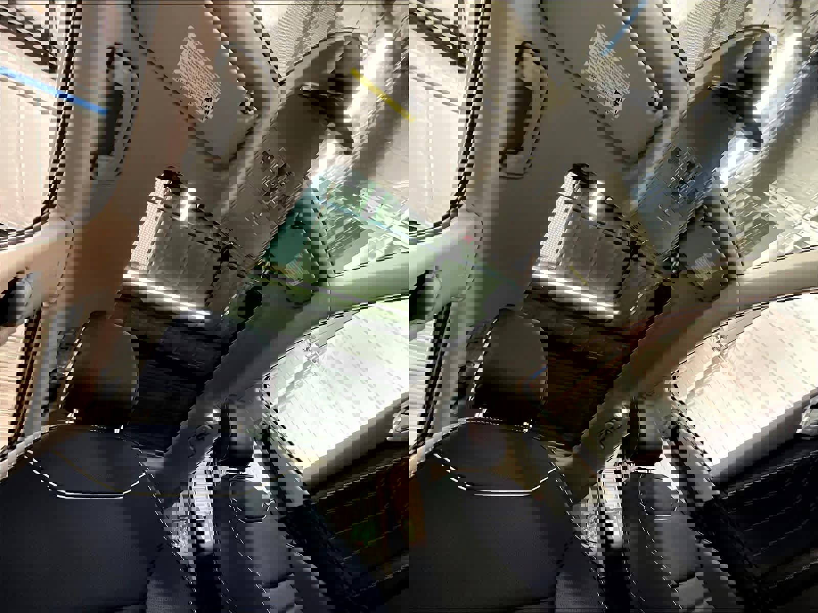 New 2026 Volkswagen Taos SEL image 29