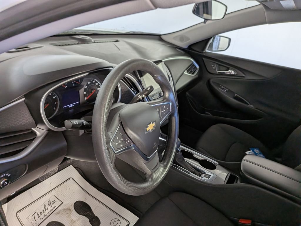 Used 2024 Chevrolet Malibu LT image 19