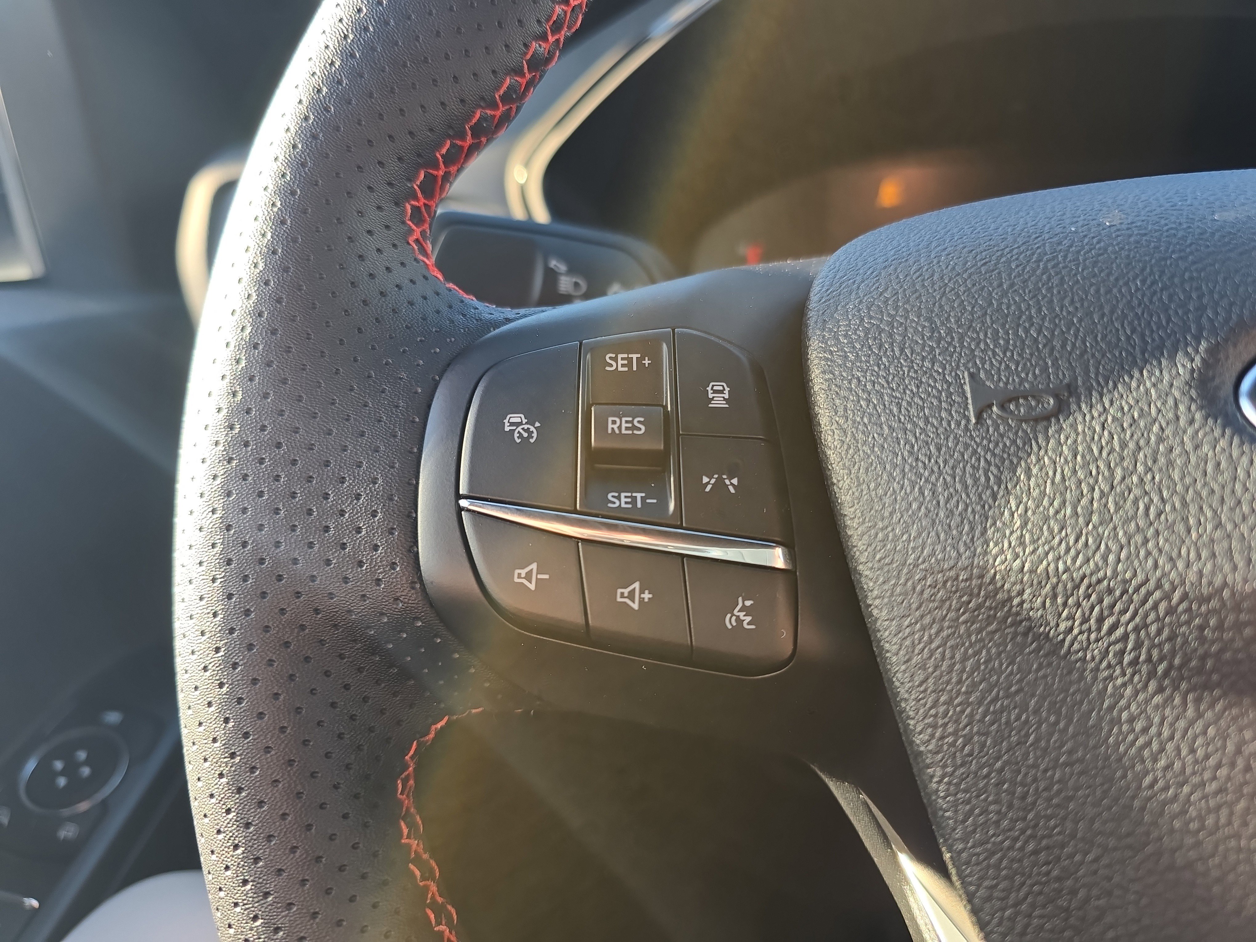 New 2026 Ford Escape ST-Line w/ Tech Pack #1 image 22