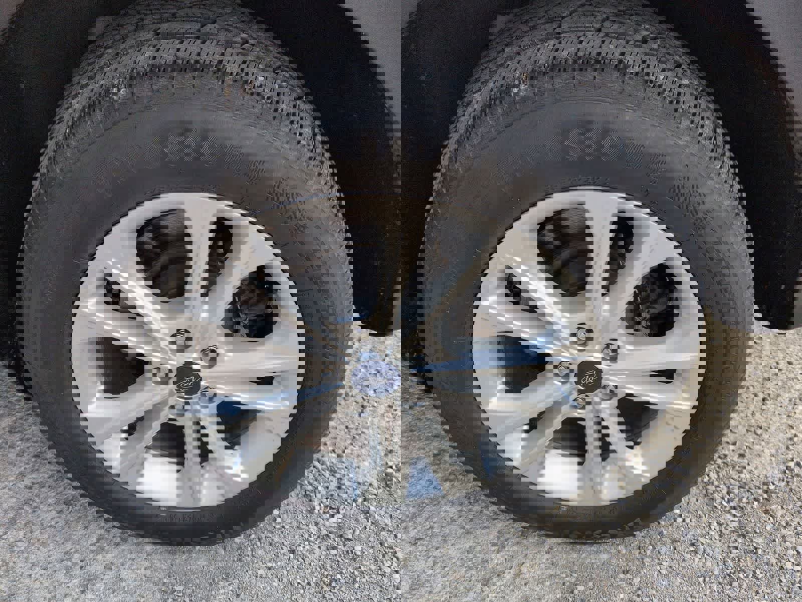 Used 2018 Ford Escape SEL image 11