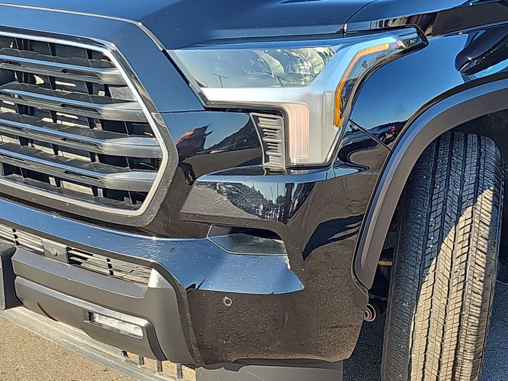 Used 2025 Toyota Sequoia SR5 image 35