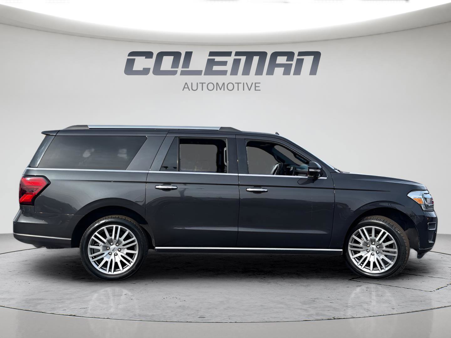 Used 2023 Ford Expedition Max Limited image 6