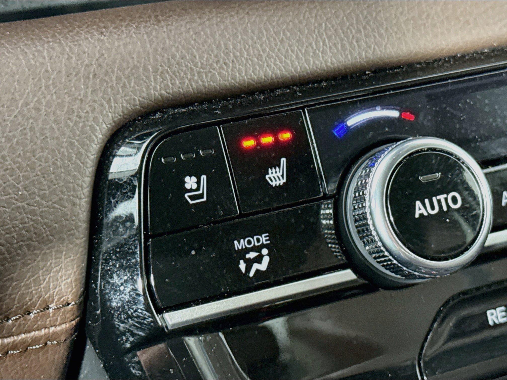 Certified 2023 Honda Pilot Elite image 21
