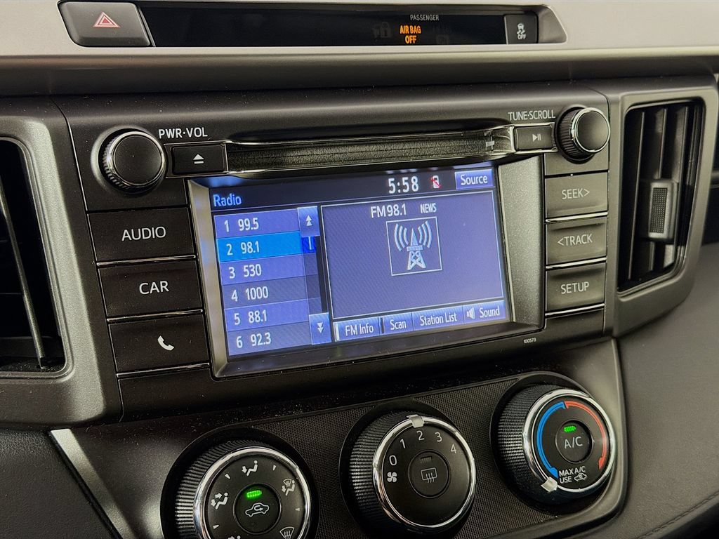 Used 2016 Toyota RAV4 LE AWD/4WD image 14