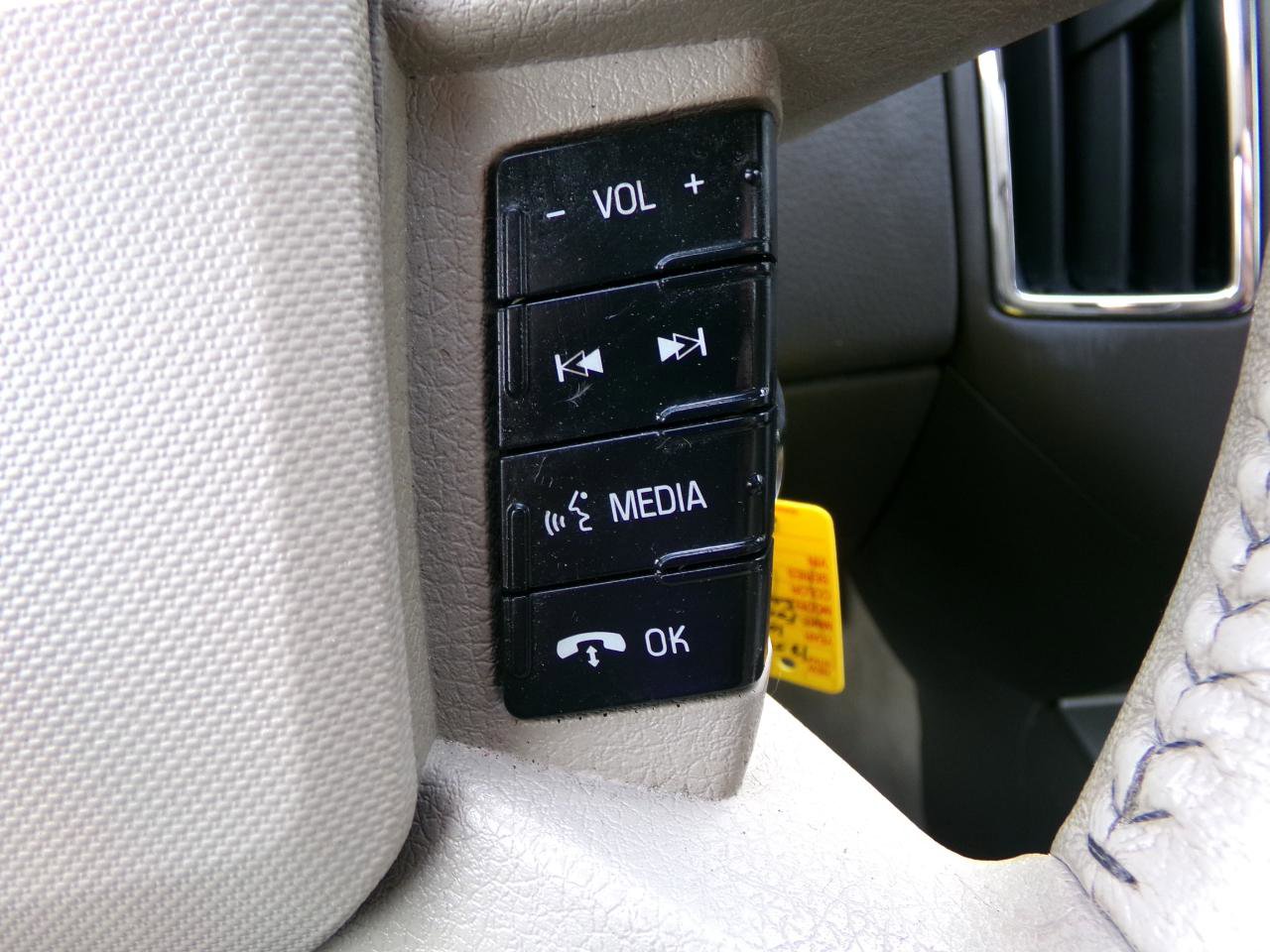 Used 2010 Ford Edge SEL AWD/4WD image 18