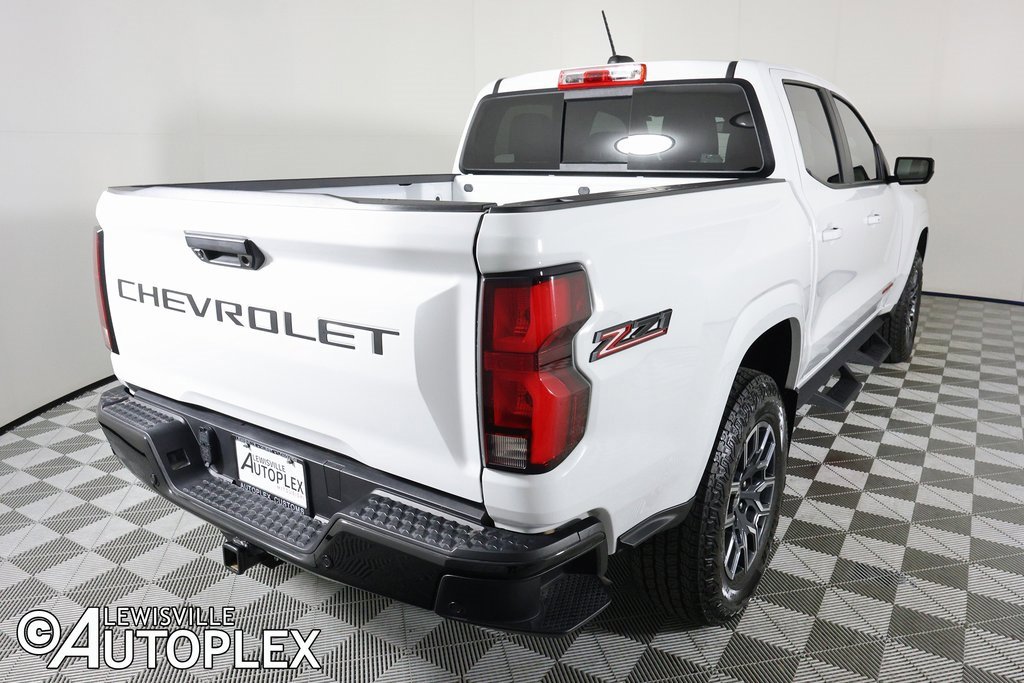 Used 2024 Chevrolet Colorado Z71 w/ Z71 Convenience Package 2 image 5