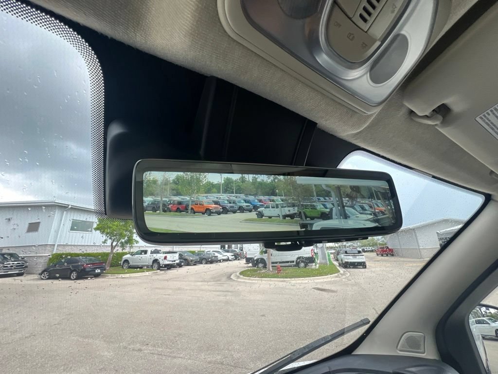 Used 2025 RAM ProMaster 3500 FWD image 38