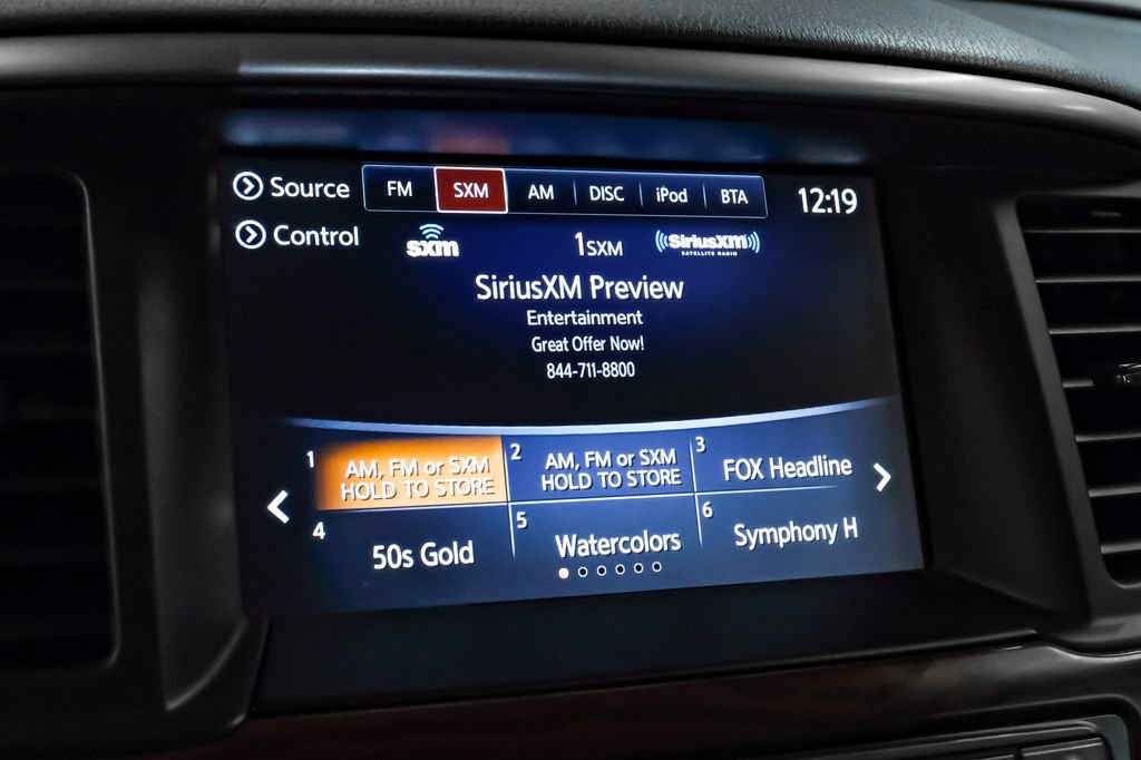 Used 2020 Nissan Pathfinder Platinum FWD image 33