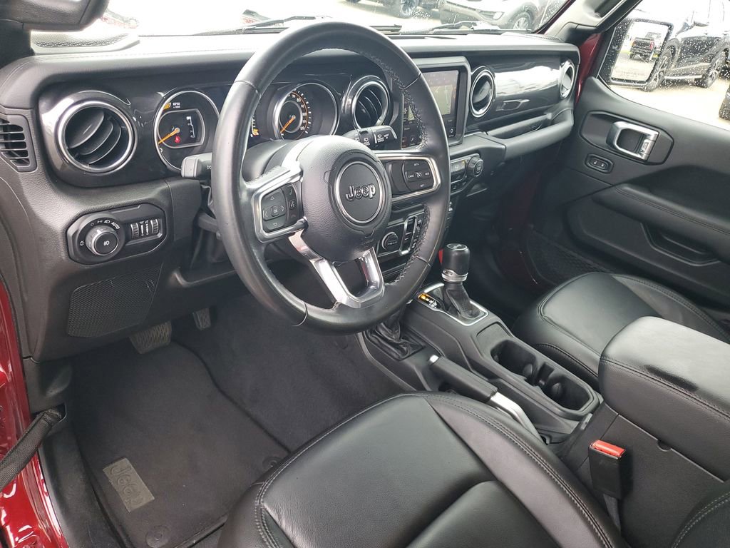 Used 2022 Jeep Wrangler Unlimited Sahara image 6