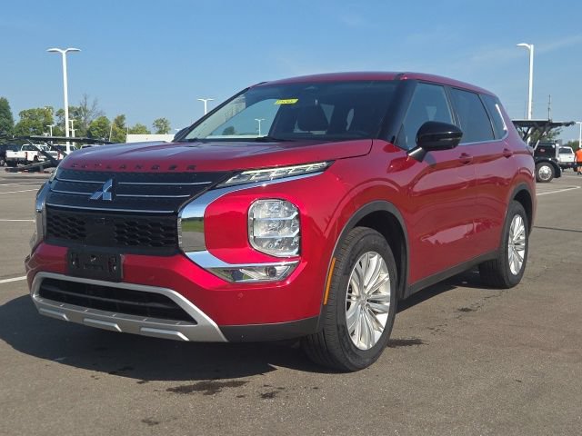 Used 2022 Mitsubishi Outlander SE FWD video 2