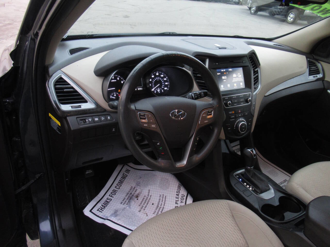 Used 2017 Hyundai Santa Fe Sport image 17