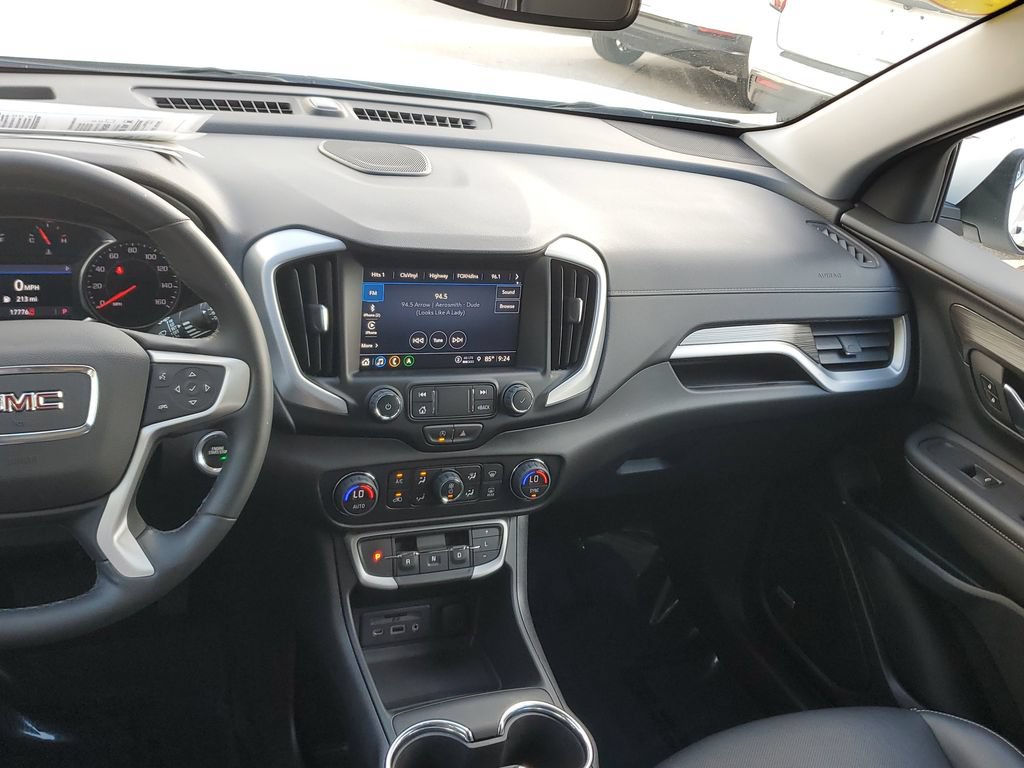 Certified 2023 GMC Terrain SLT w/ Infotainment Package II AWD/4WD image 19