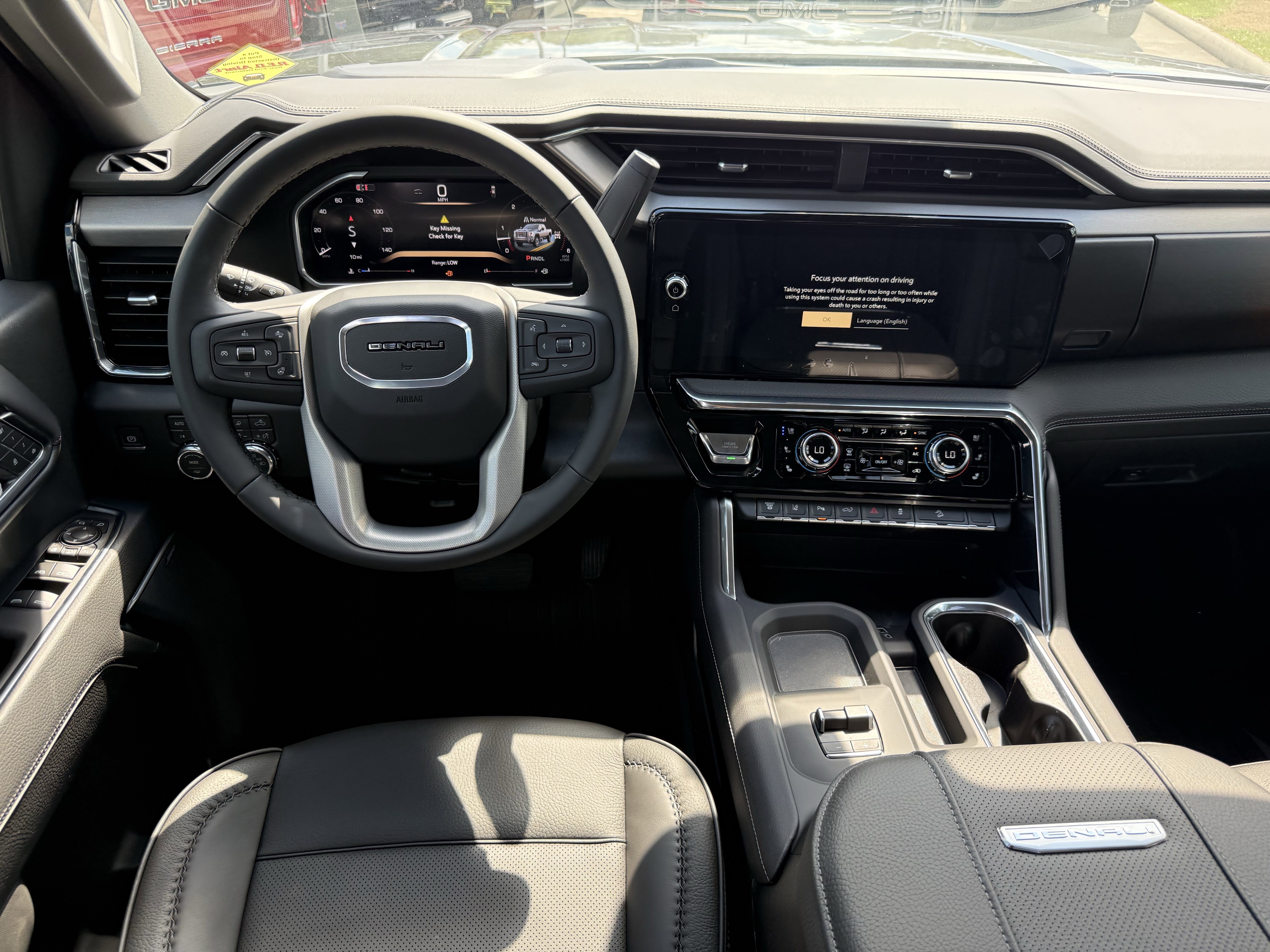 New 2026 GMC Sierra 2500 Denali w/ Denali Reserve Package image 11