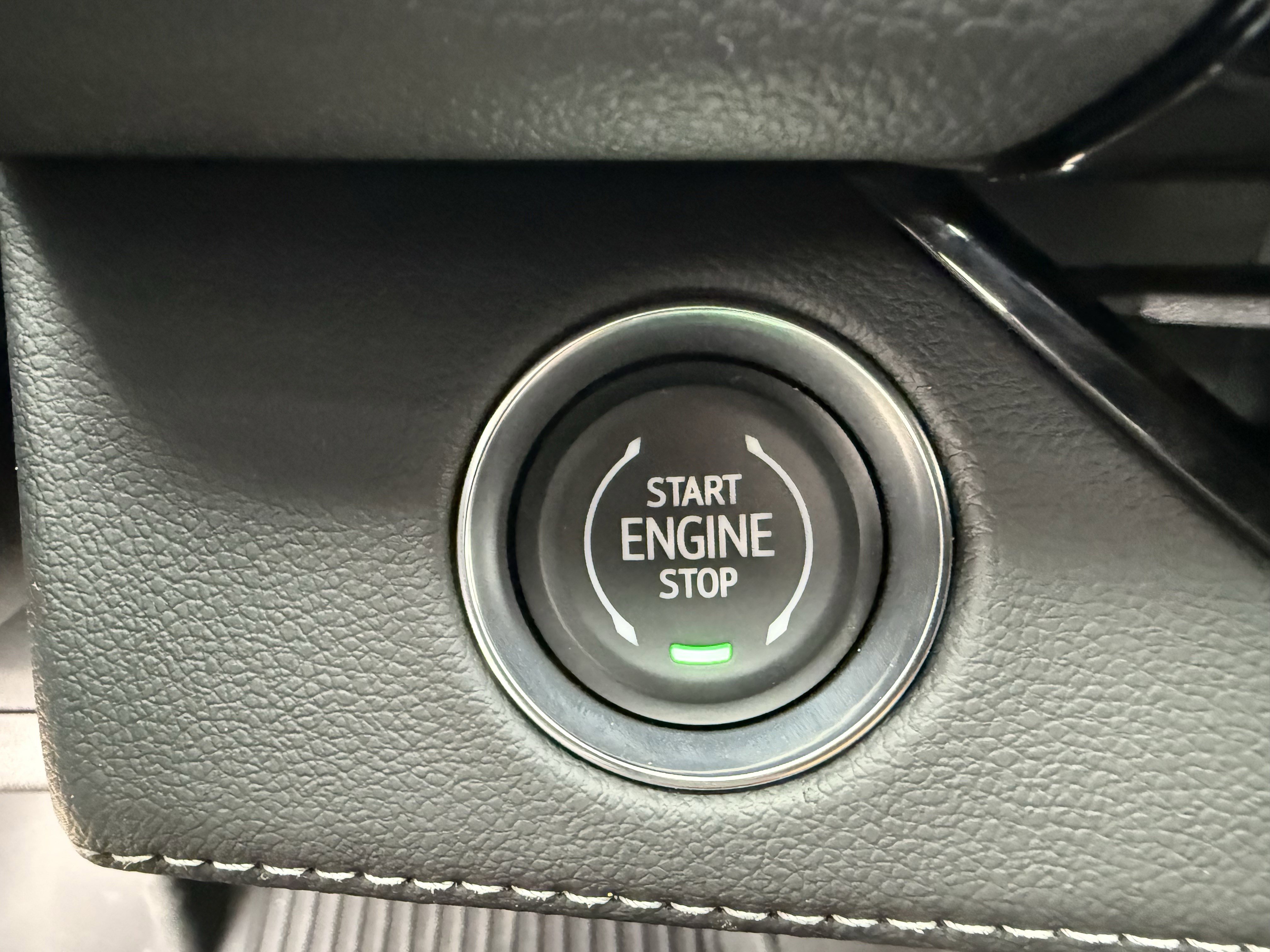 New 2026 Buick Enclave Avenir w/ Super Cruise Package FWD image 19