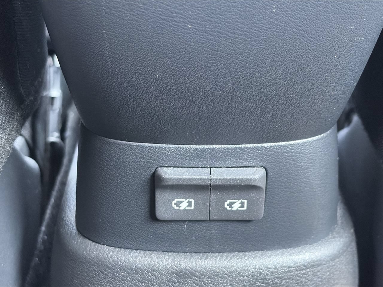 Certified 2024 Nissan Kicks S FWD image 28