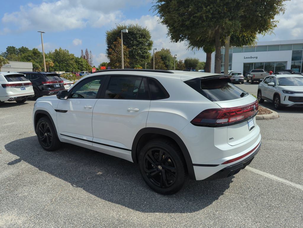 New 2026 Volkswagen Atlas Cross Sport SEL R-Line AWD/4WD image 9