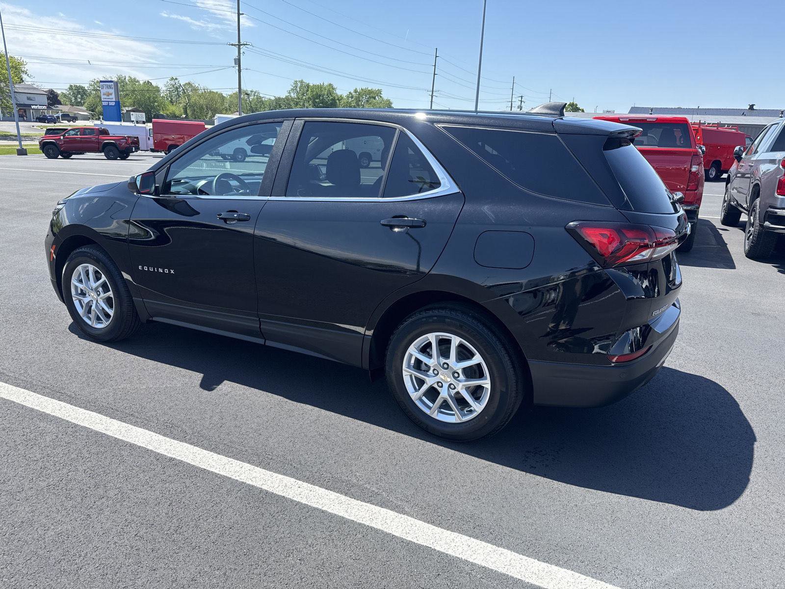 Used 2024 Chevrolet Equinox LT w/ LPO, Floor Liner Package FWD image 5