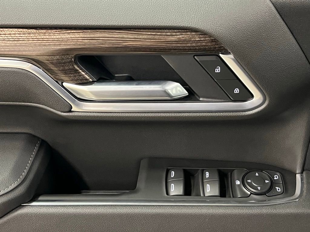 New 2025 Chevrolet Silverado 1500 LT w/ Z71 Off-Road Package image 19