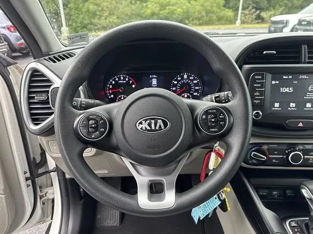 Used 2021 Kia Soul LX FWD image 9
