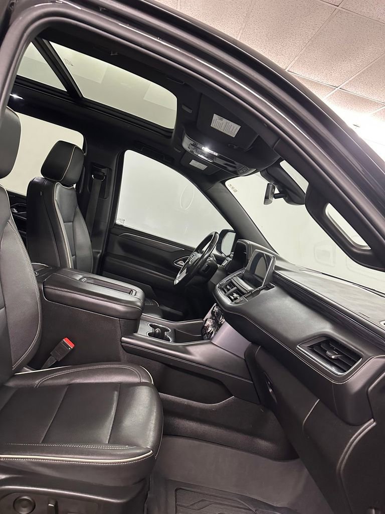 Used 2022 GMC Yukon SLT w/ SLT Premium Package AWD/4WD image 39