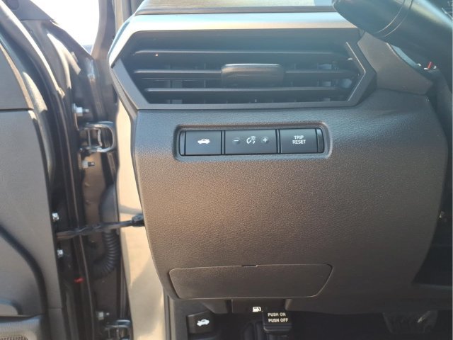 Used 2023 Nissan Altima 2.5 SV FWD image 14