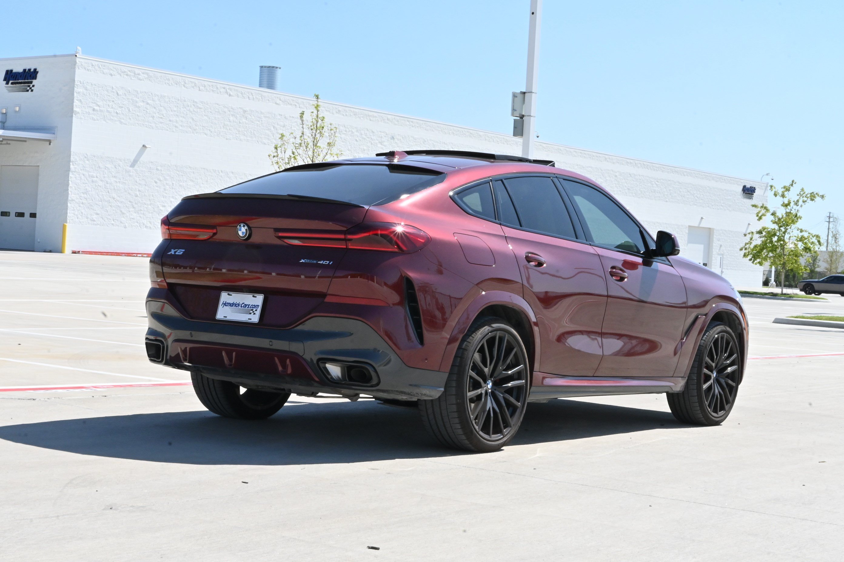 Certified 2026 BMW X6 xDrive40i w/ Climate Comfort Package AWD/4WD image 9