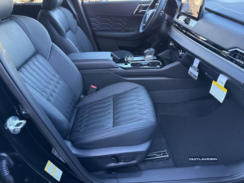 New 2026 Mitsubishi Outlander SEL image 24