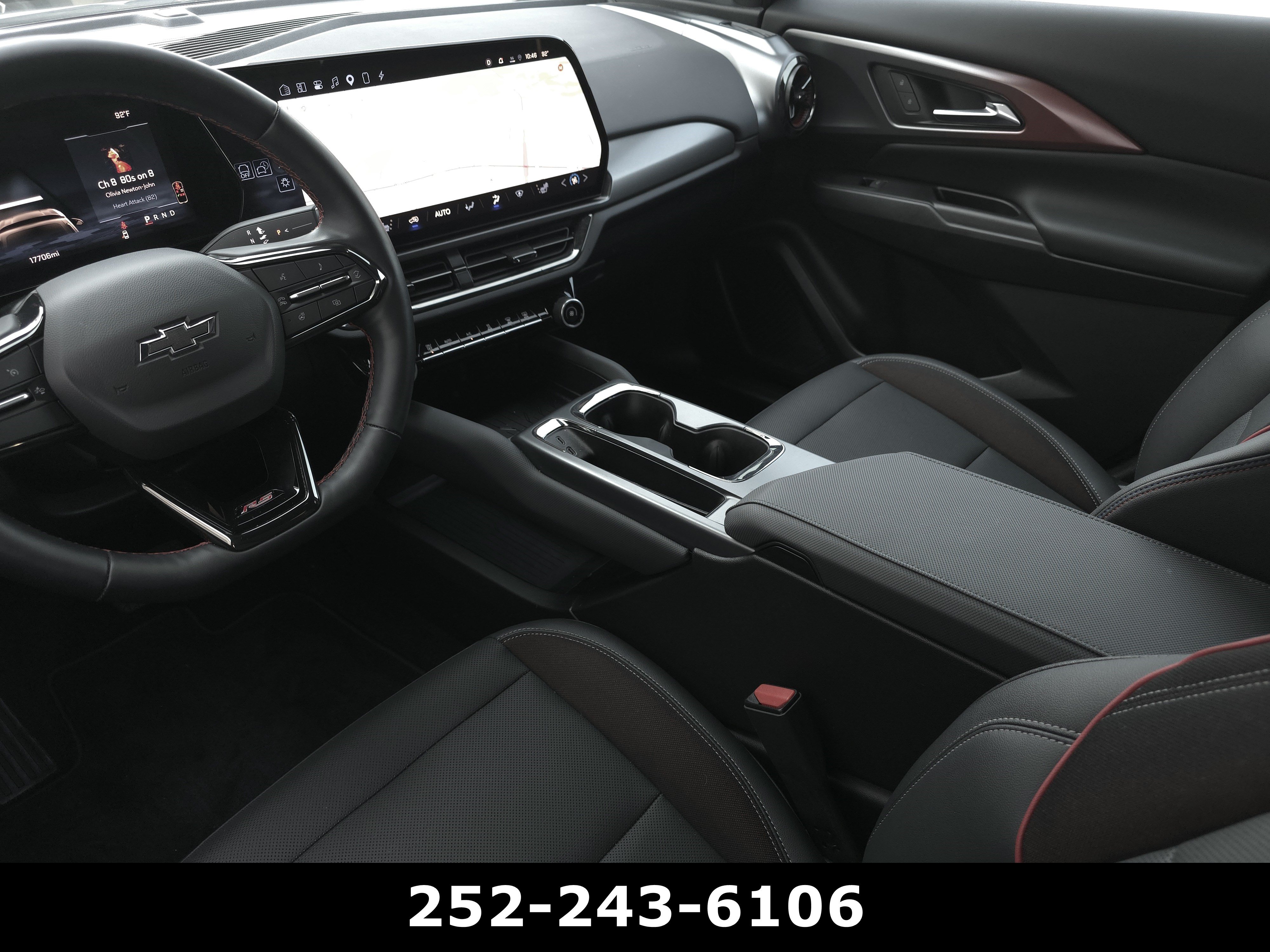 Used 2024 Chevrolet Equinox EV RS FWD image 13