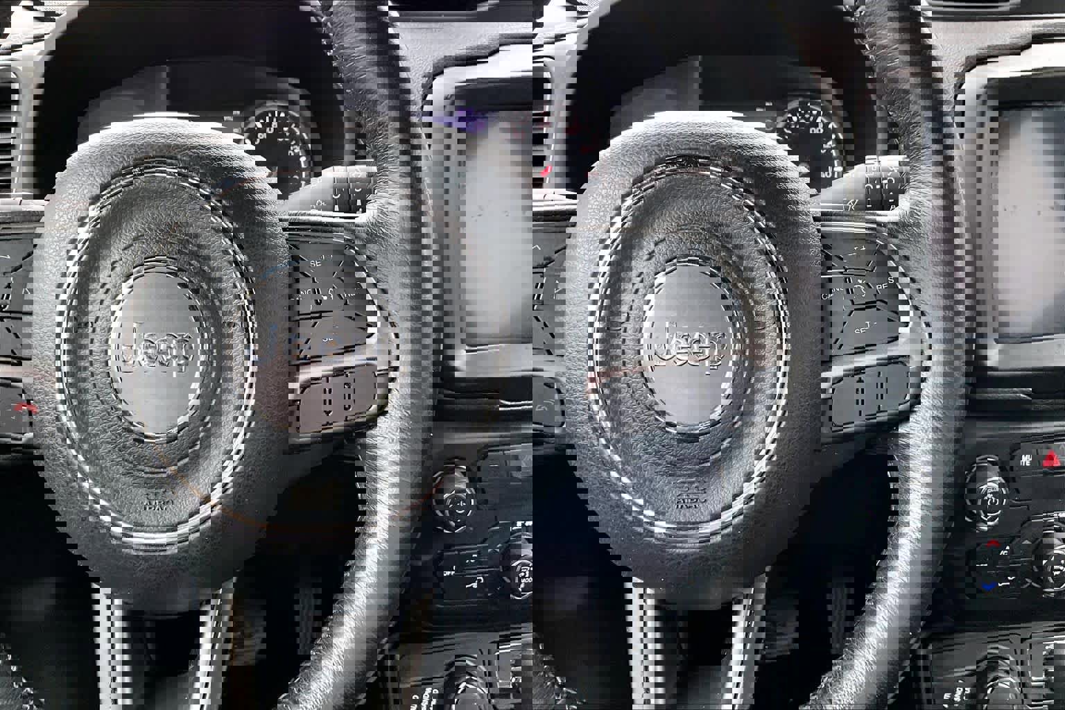 Used 2020 Jeep Renegade Altitude image 20