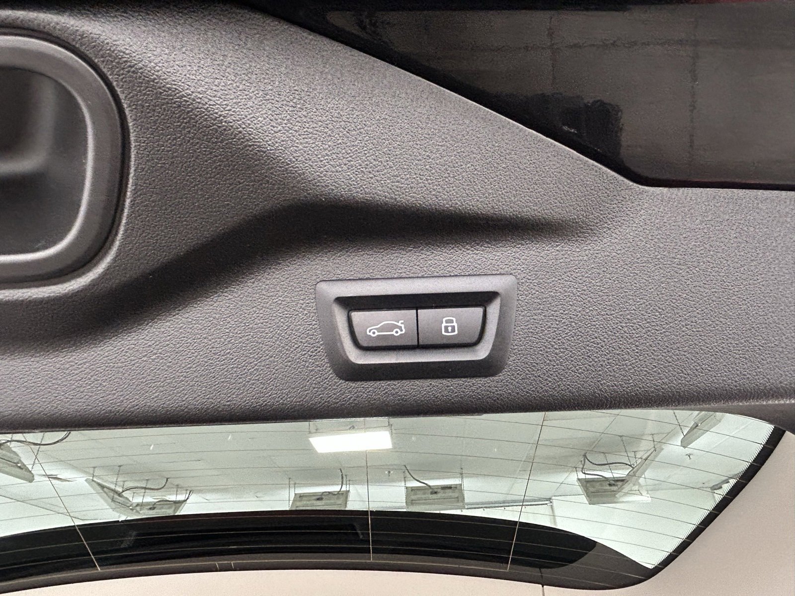 Used 2024 BMW X7 xDrive40i image 42