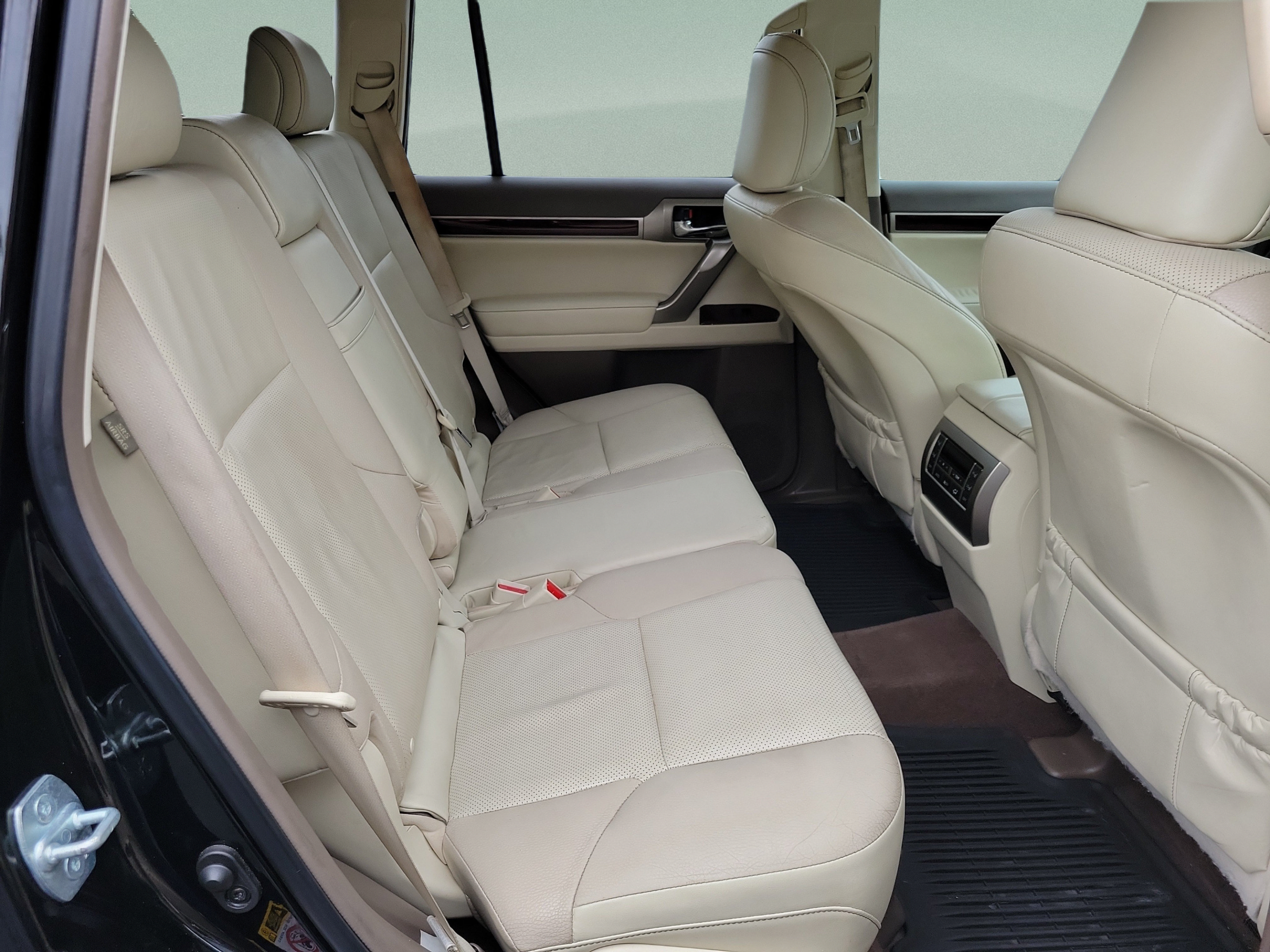 Used 2017 Lexus GX 460 Premium w/ Premium Package AWD/4WD image 24