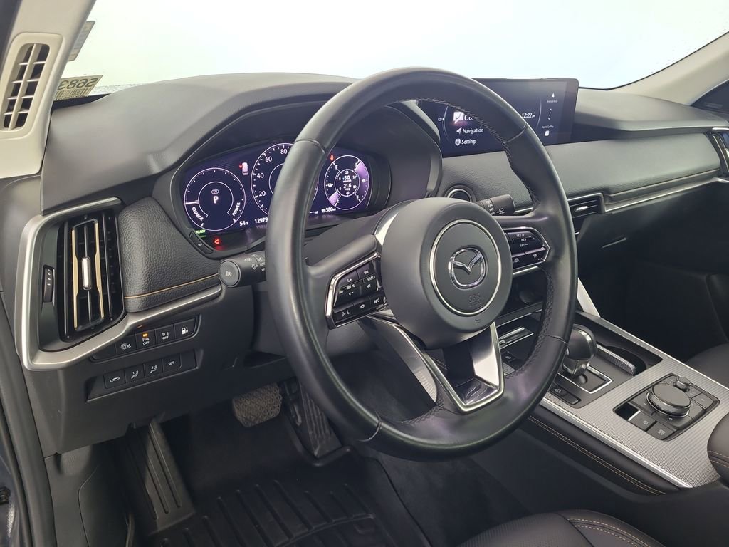 Used 2025 MAZDA CX-70 Plug-In Hybrid w/ Premium Pkg image 14