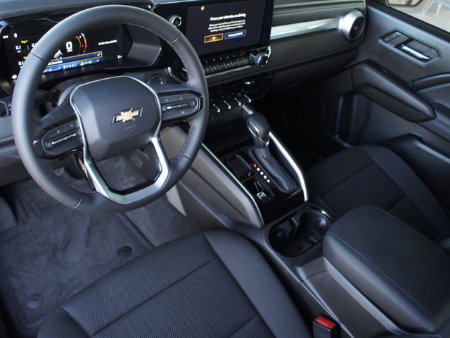 New 2026 Chevrolet Colorado LT image 2