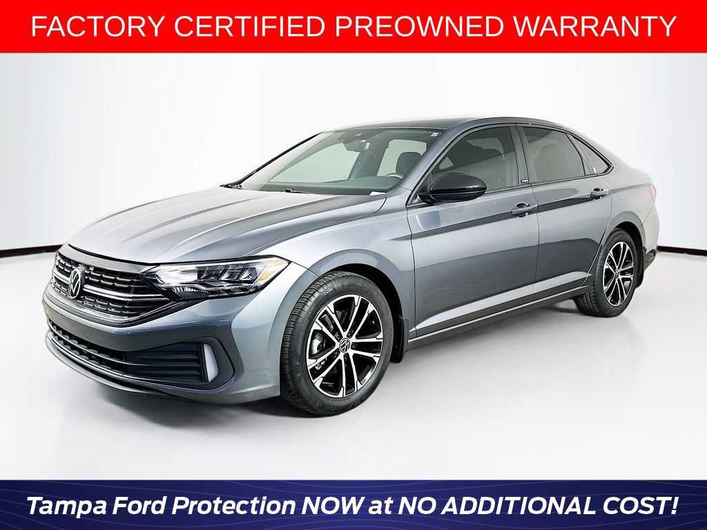 Used 2024 Volkswagen Jetta Sport FWD image 1