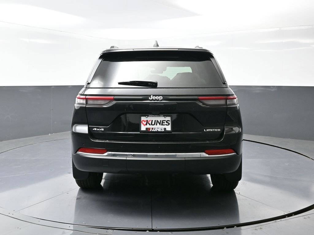 New 2025 Jeep Grand Cherokee Limited w/ Trailer Tow Package image 8