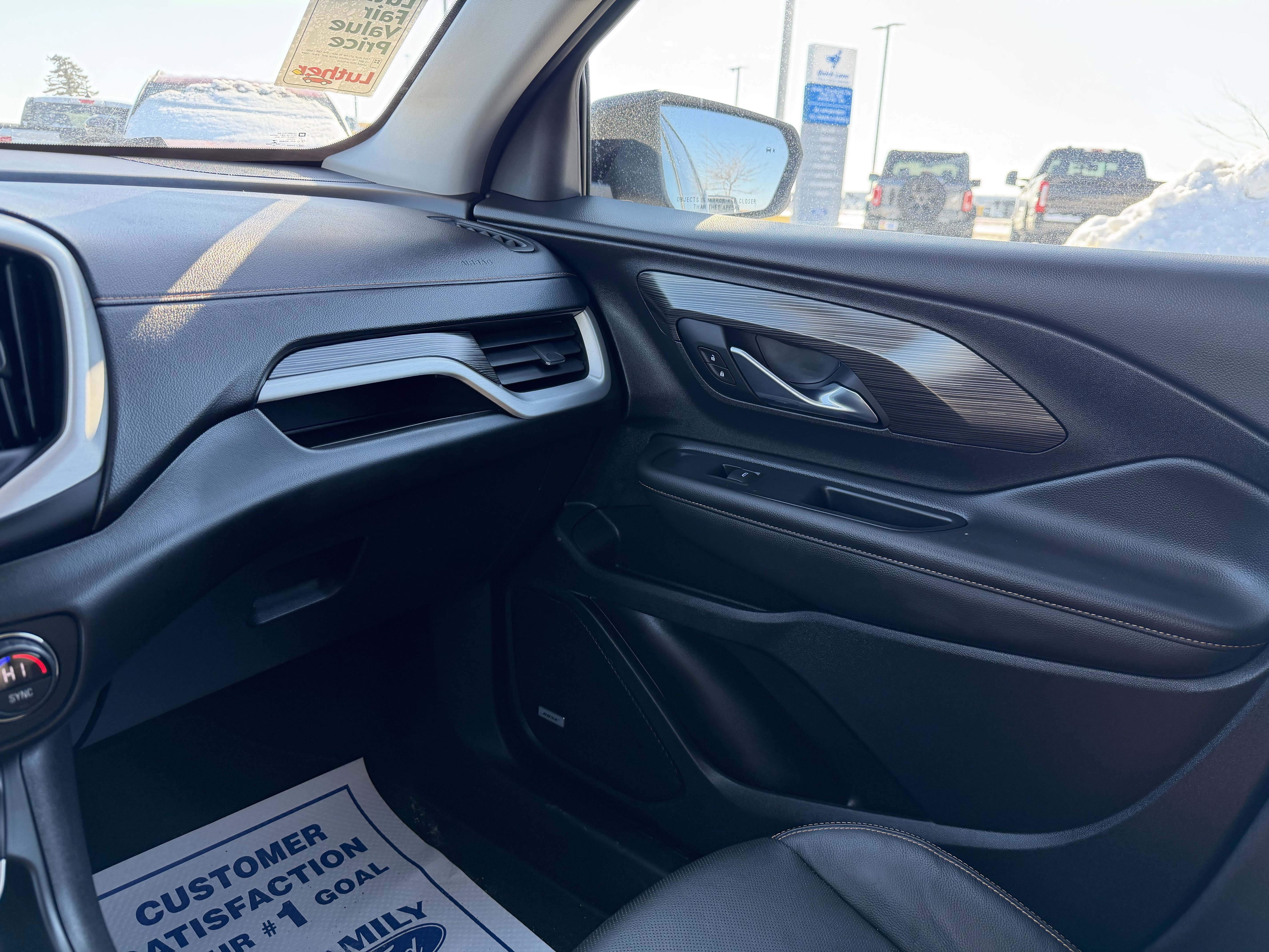 Used 2021 GMC Terrain SLT w/ Infotainment Package II image 14