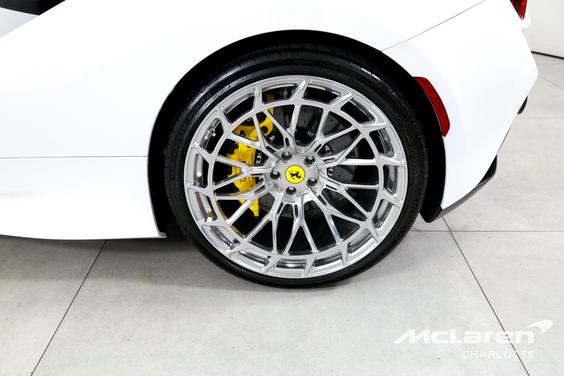 Used 2023 Ferrari F8 Tributo RWD image 29