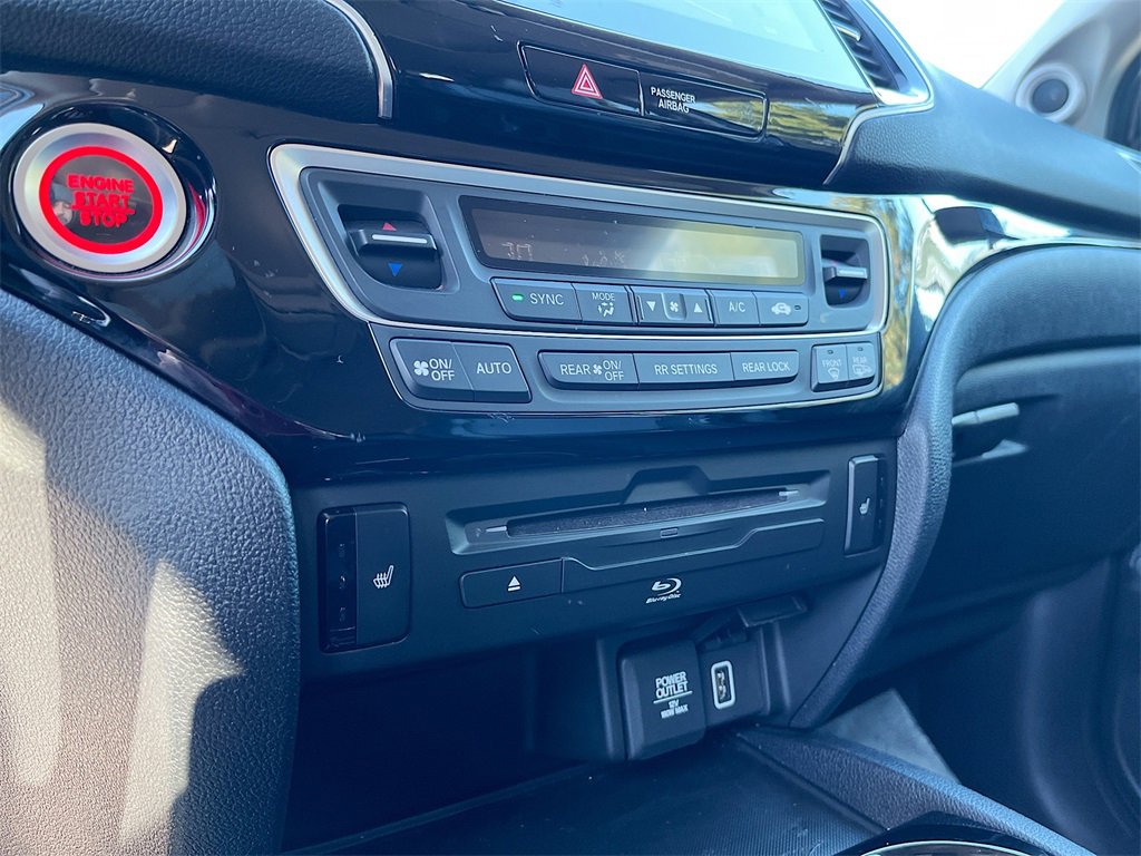 Used 2020 Honda Pilot Touring image 16