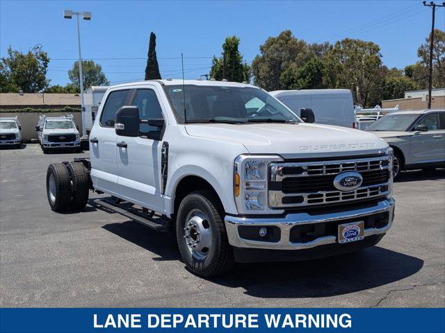 New 2026 Ford F350 XL w/ XL Chrome Package RWD image 7