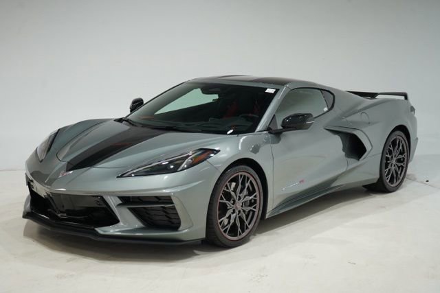 Used 2024 Chevrolet Corvette Stingray Premium Cpe w/ Z51 Performance Package image 3