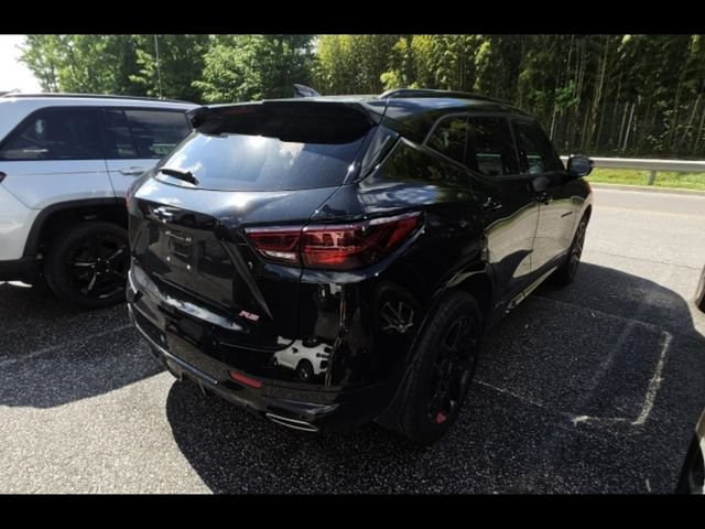 Used 2025 Chevrolet Blazer RS w/ Driver Confidence II Package AWD/4WD image 4