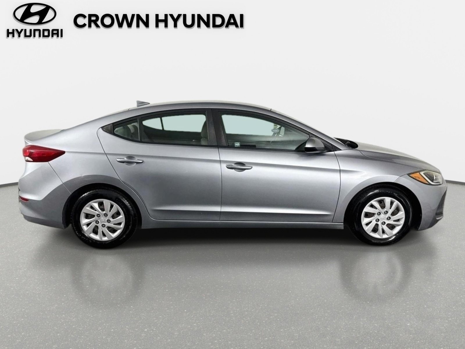 Used 2017 Hyundai Elantra SE FWD image 4