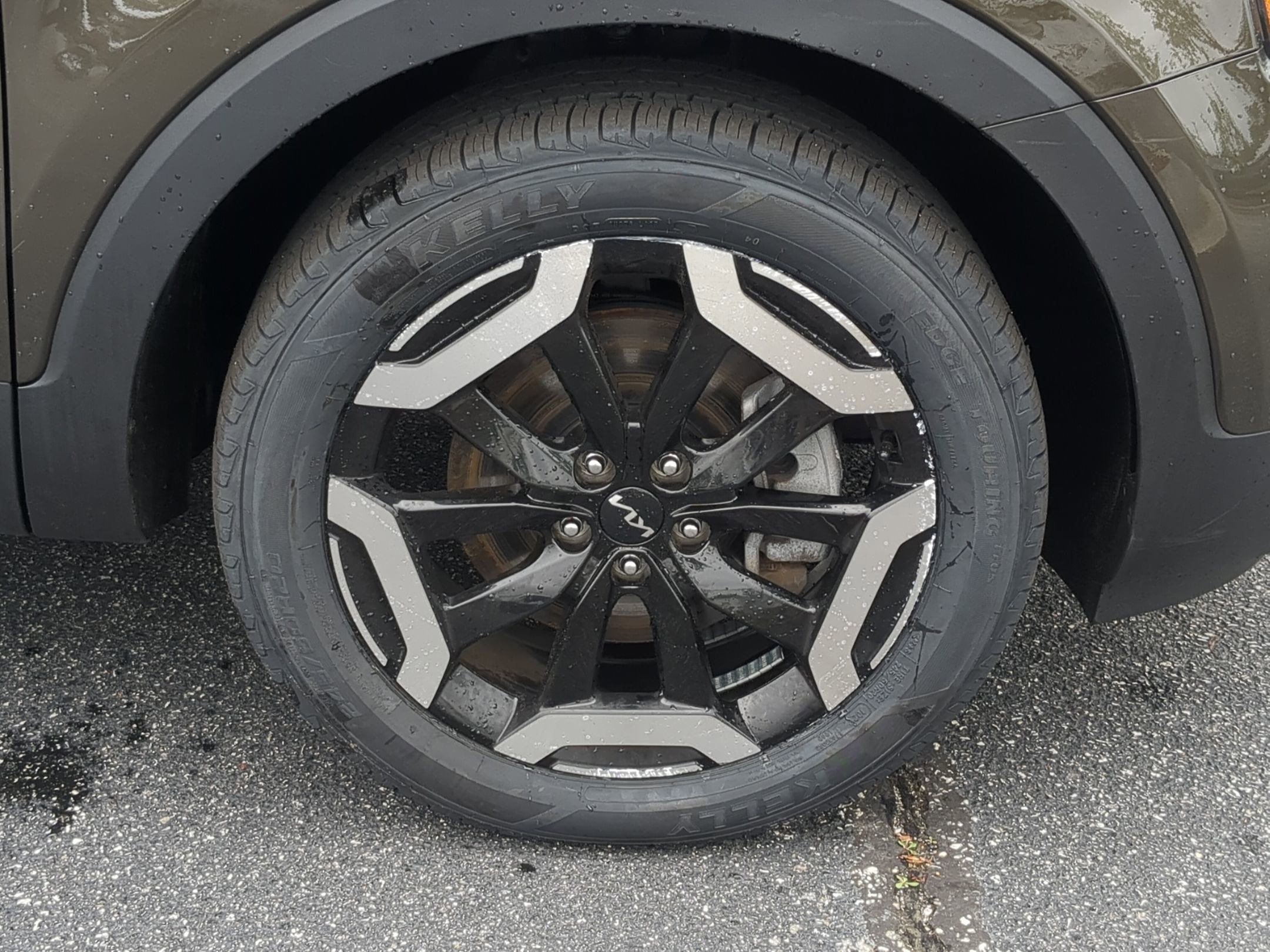 Used 2025 Kia Telluride S FWD image 12