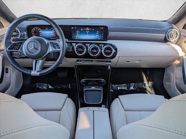 Certified 2025 Mercedes-Benz CLA 250 4MATIC image 17