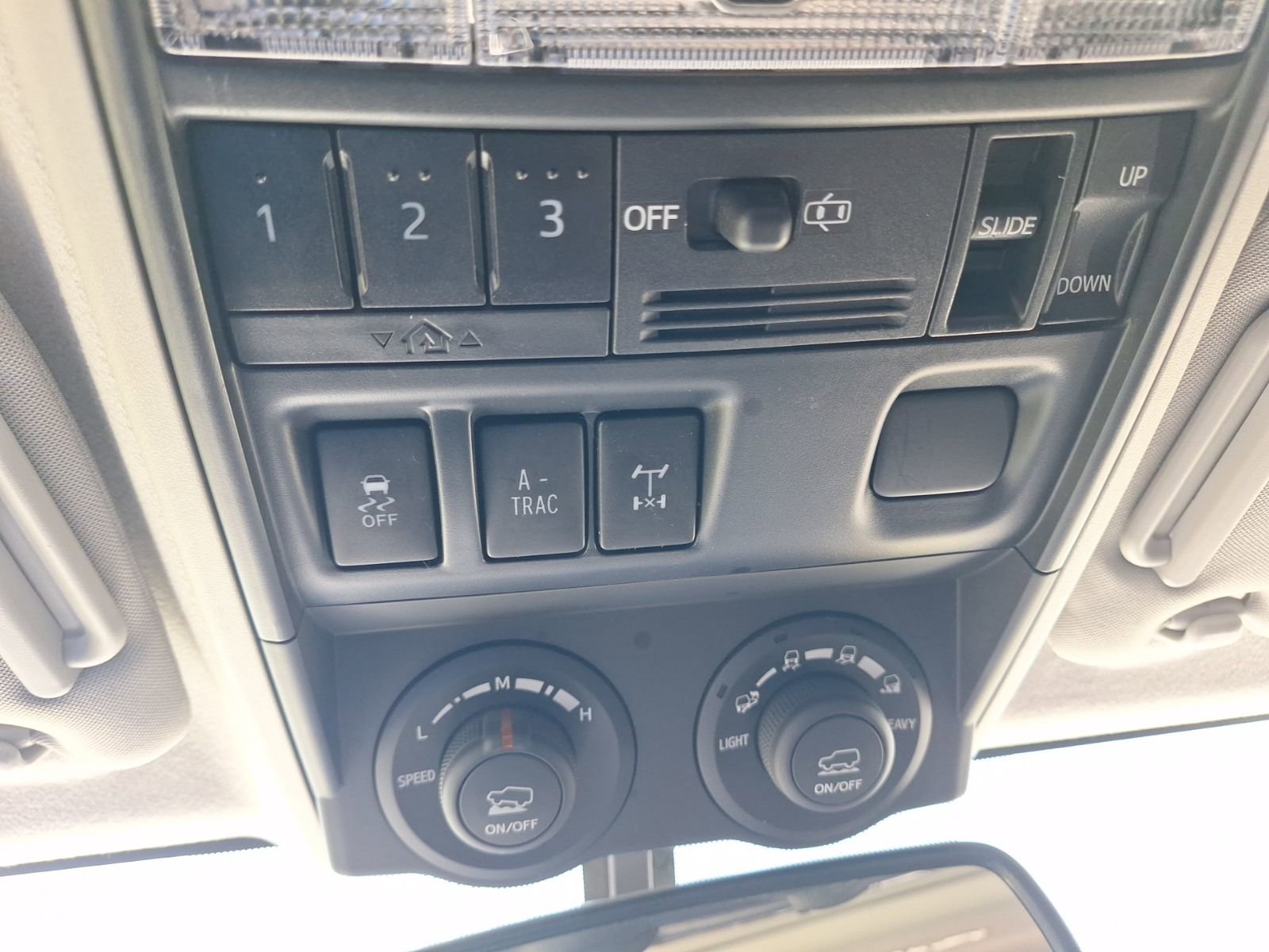 Used 2019 Toyota 4Runner TRD Off-Road Premium image 28