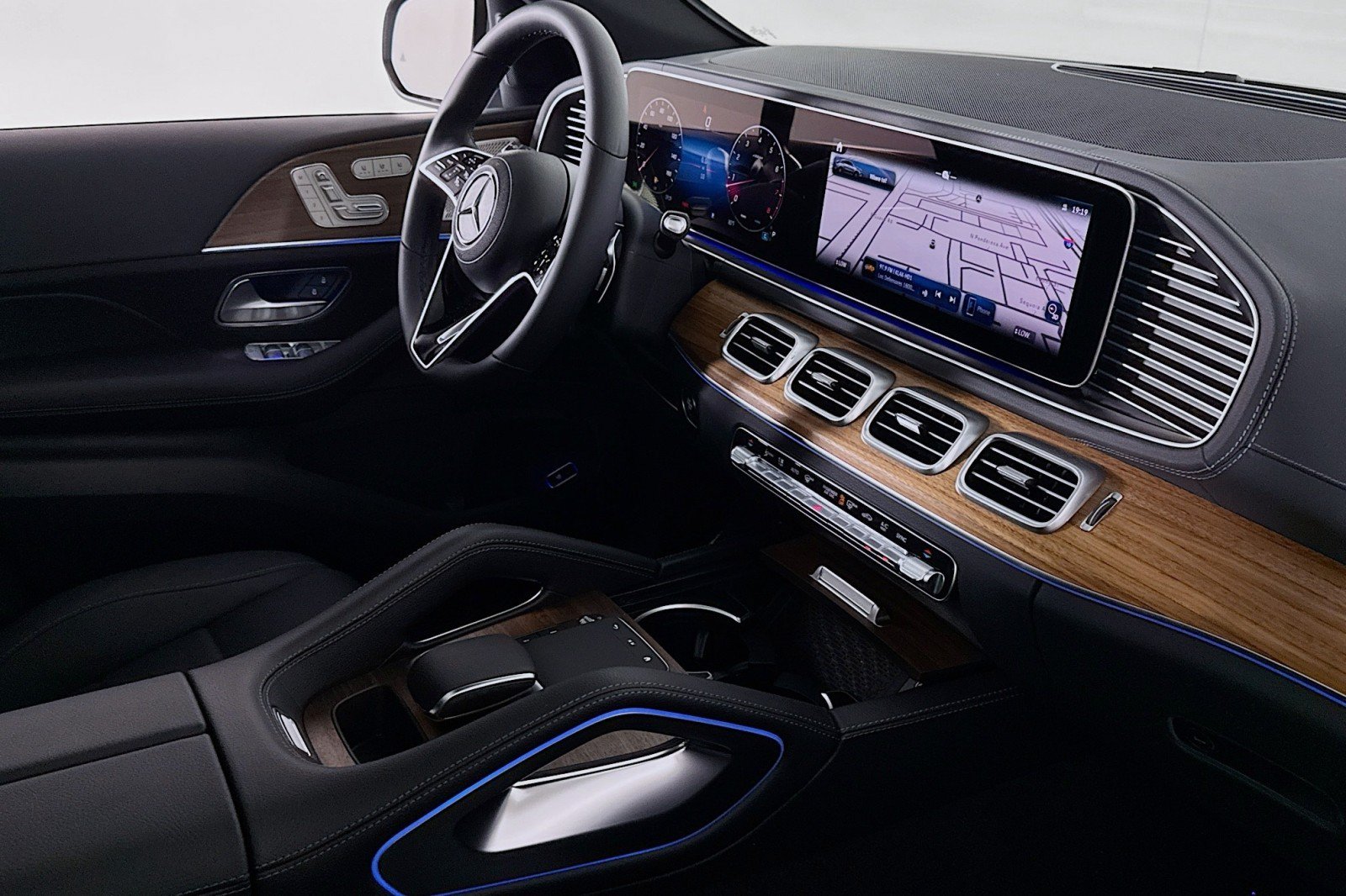 New 2026 Mercedes-Benz GLE 450 4MATIC Coupe image 15