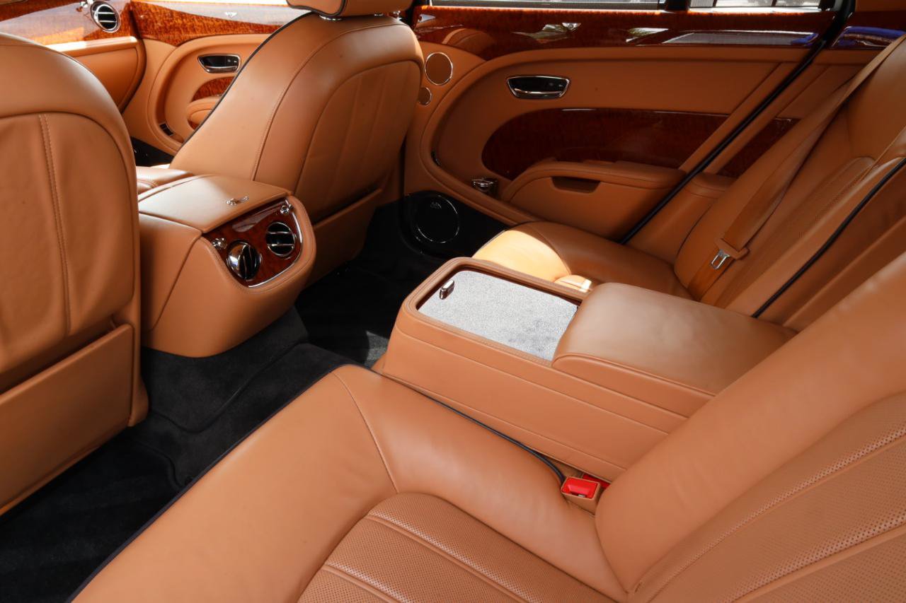 Used 2011 Bentley Mulsanne RWD image 12