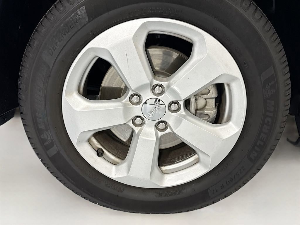 Used 2019 Jeep Compass Latitude w/ Popular Equipment Group image 32