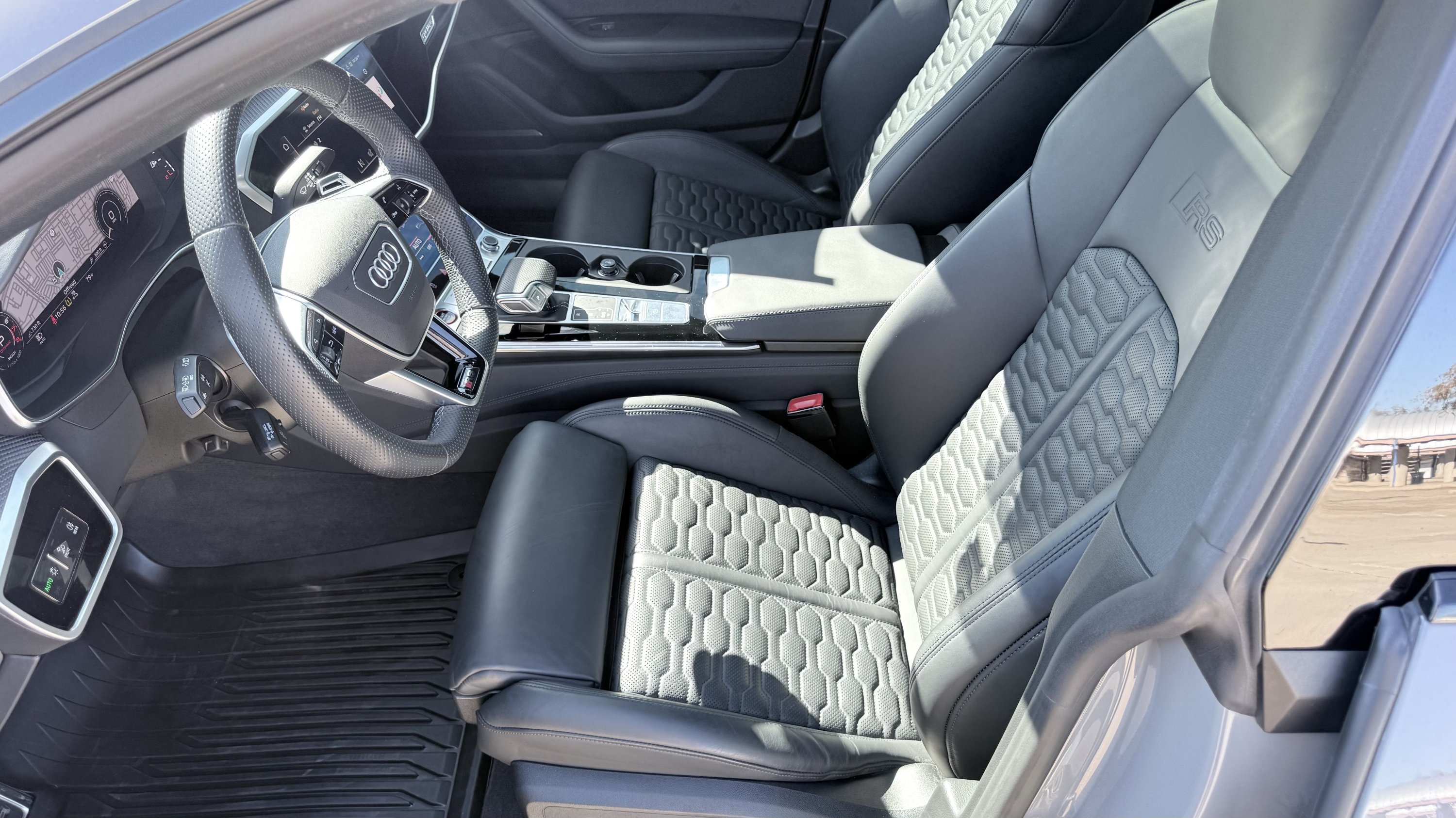 Used 2023 Audi RS 7 Sportback AWD/4WD image 27
