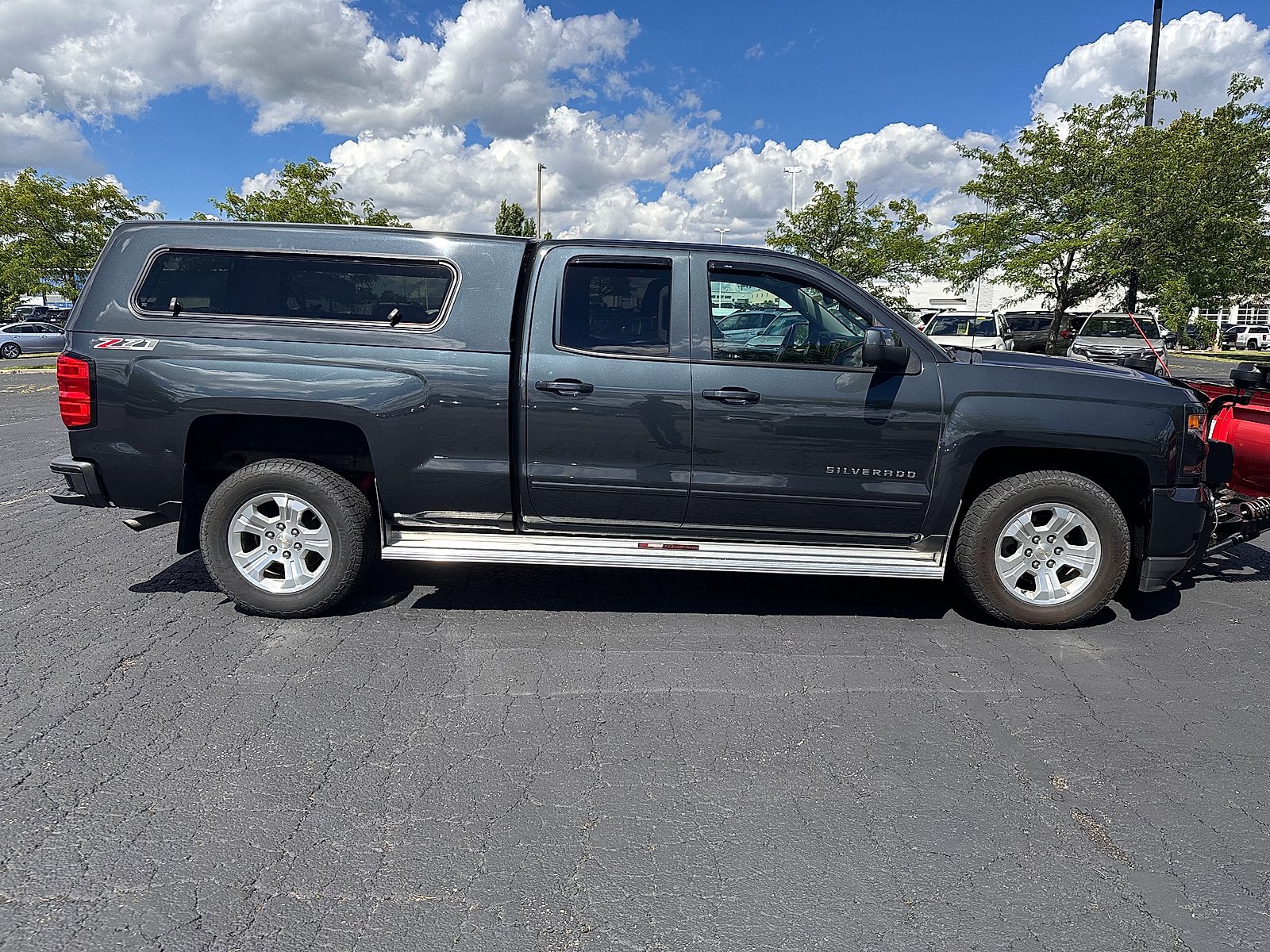 Used 2017 Chevrolet Silverado 1500 LT w/ All Star Edition AWD/4WD image 2